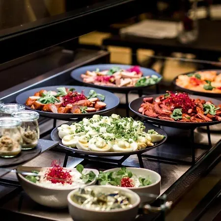 Aparthotel Hanza Tower Original 21st Floor- Sea And City-view 4*