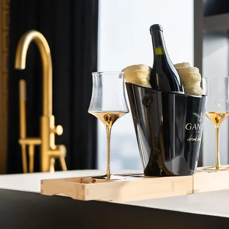 Aparthotel Hanza Tower Original 21st Floor- Sea And City-view