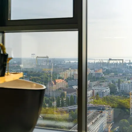 Hanza Tower Original 21st Floor- Sea And City-view Apartmanhotel Szczecin