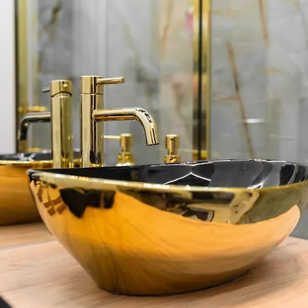 Apartmanhotel Hanza Tower Suite 21 Or Studio Gold 5 Szczecin