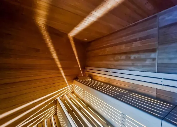 Hanza Tower Original 21st Floor- Sea And City-view 4*