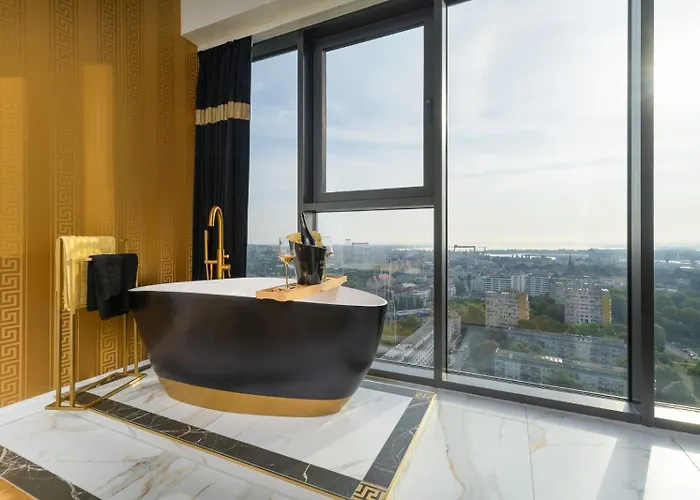 Hanza Tower Original 21st Floor- Sea And City-view Aparthotel Szczecin