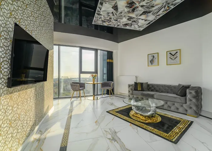 Hanza Tower Original 21st Floor- Sea And City-view Aparthotel 4*